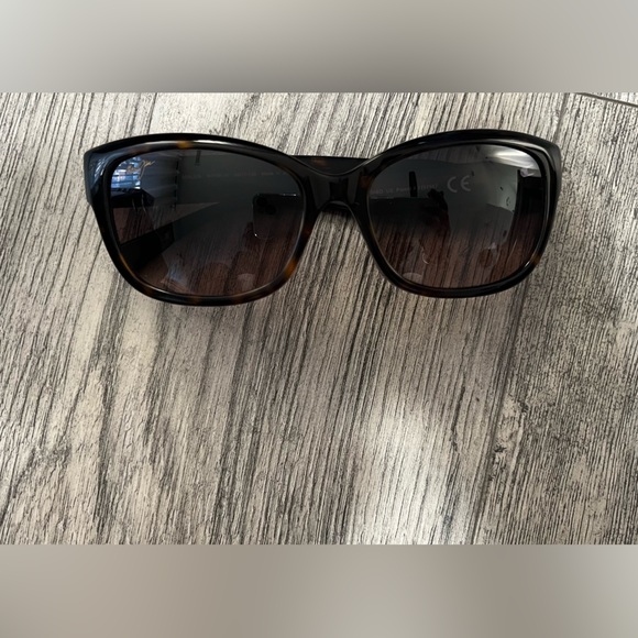 Maui Jim MJ768-10 Stylish Tortoiseshell Sunglasses